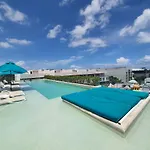 Departamento con terraza Excelente ubicación y WIFI